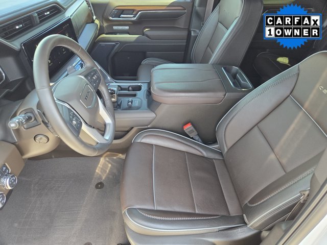 Certified Used 2023 White Frost Tricoat GMC  image 11