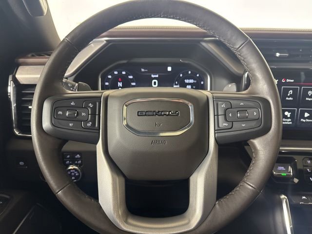 Used 2022 Summit White GMC Denali image 18