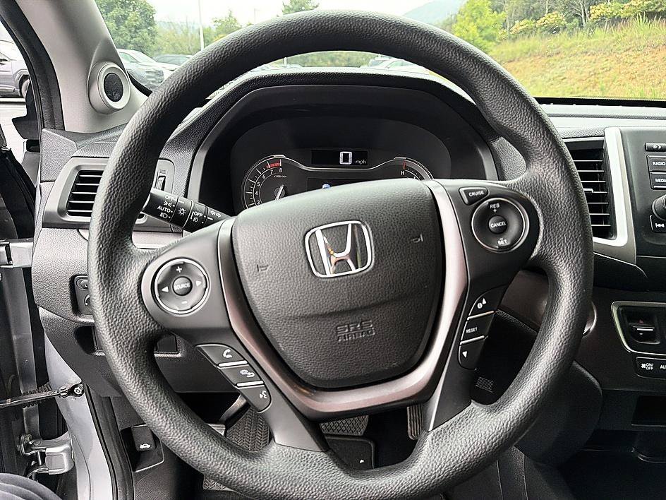 Used 2019 Lunar Silver Metallic Honda Sport image 13