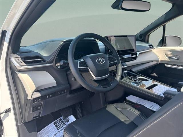 Certified Used 2026 WIND CHILL PEARL Toyota  image 16
