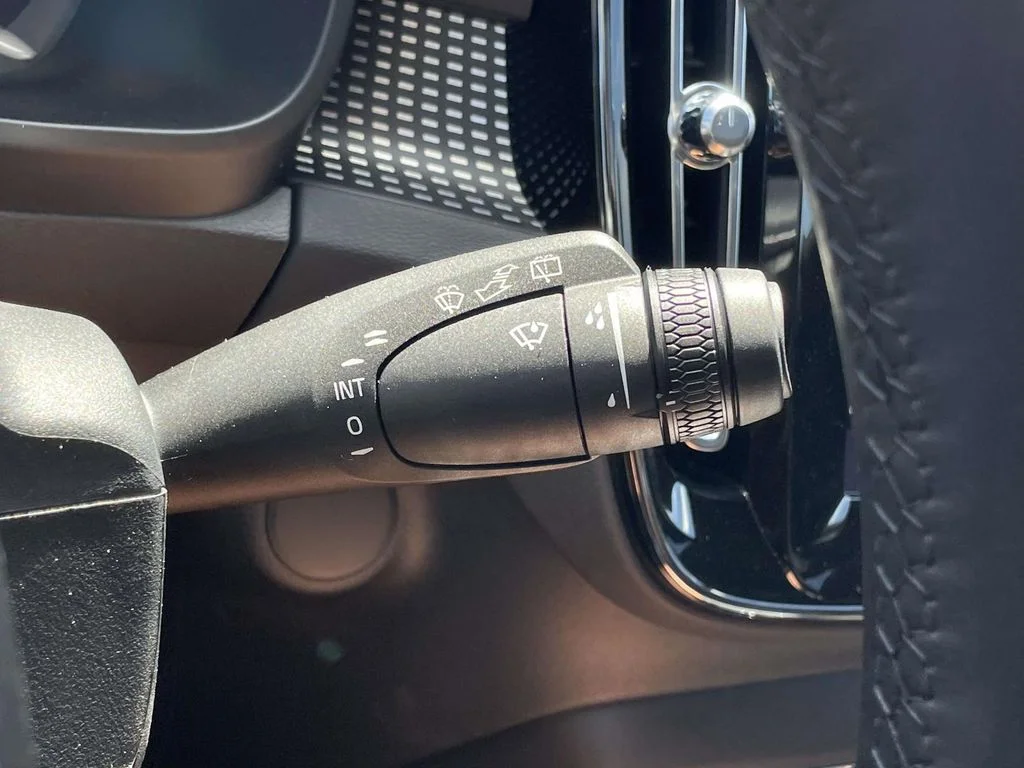 New 2026 Vapour Grey Volvo Ultra image 11