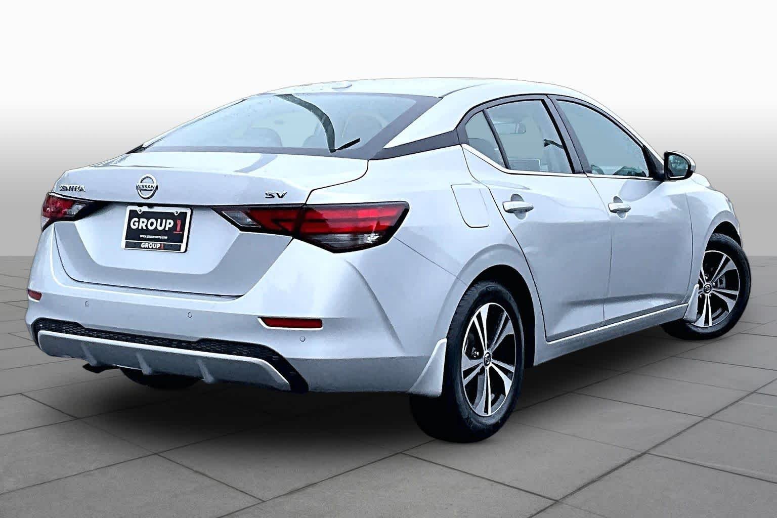 Used 2022 Brilliant Silver Metallic Nissan SV image 13