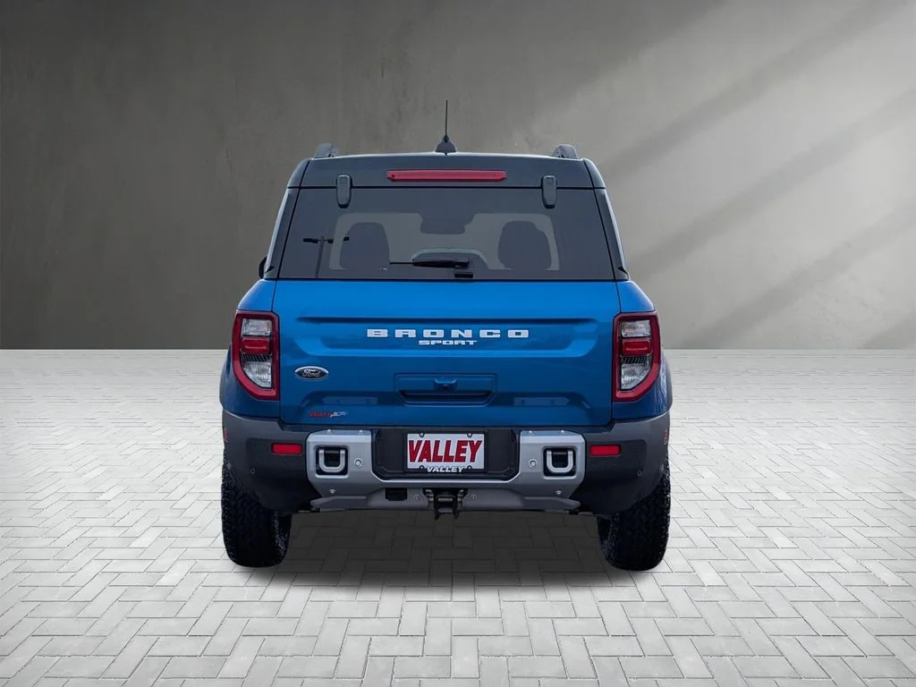 New 2025 Velocity Blue Metallic Ford Outer Banks® image 9