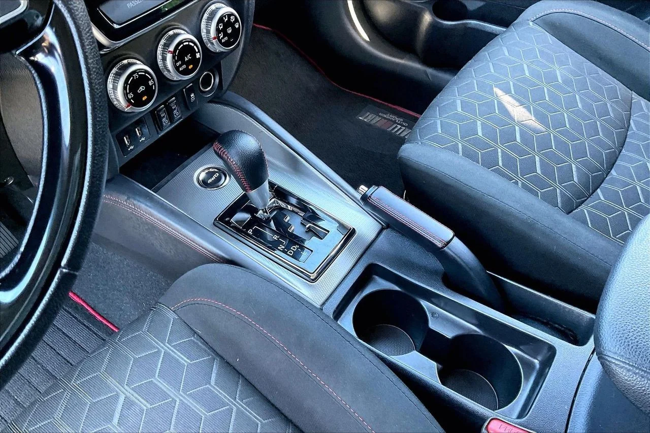 Used 2024  Mitsubishi RALLIART image 28