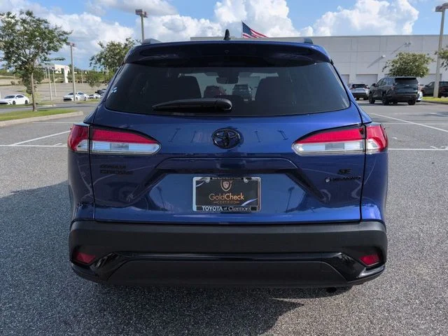 Used 2025 Blue Toyota Hybrid SE image 5