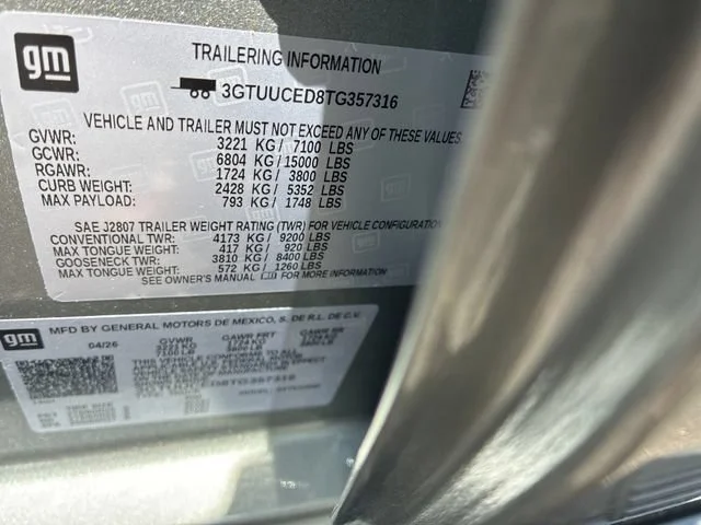 New 2026 Sterling Metallic GMC Elevation image 33