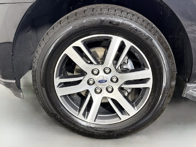 Used 2023 Agate Black Metallic Ford Limited image 34