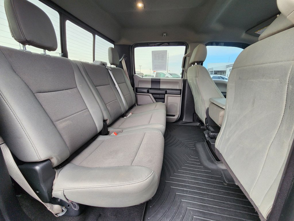 Used 2019 Oxford White Ford XL image 11