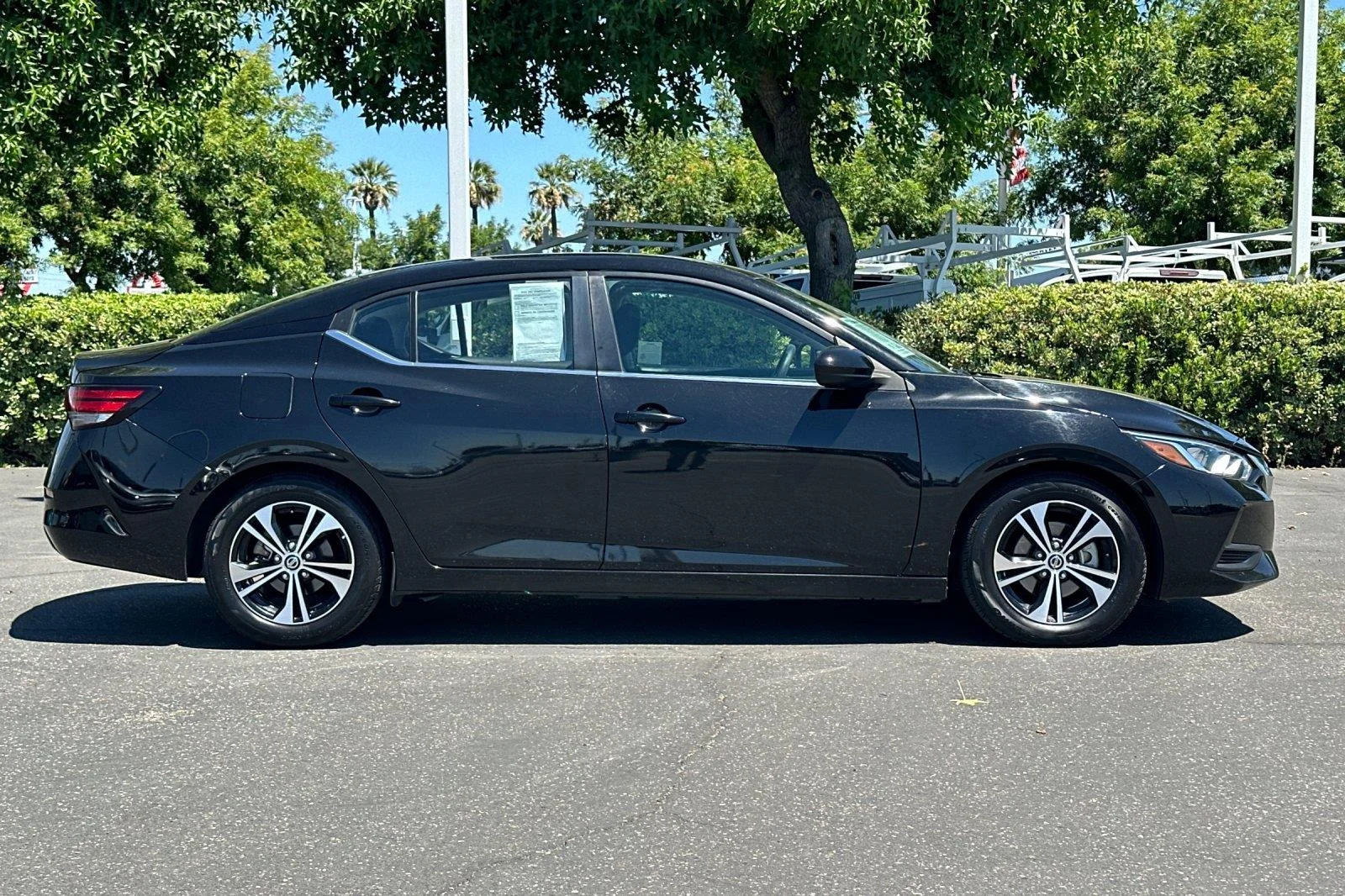 Used 2023 Super Black Nissan SV image 3