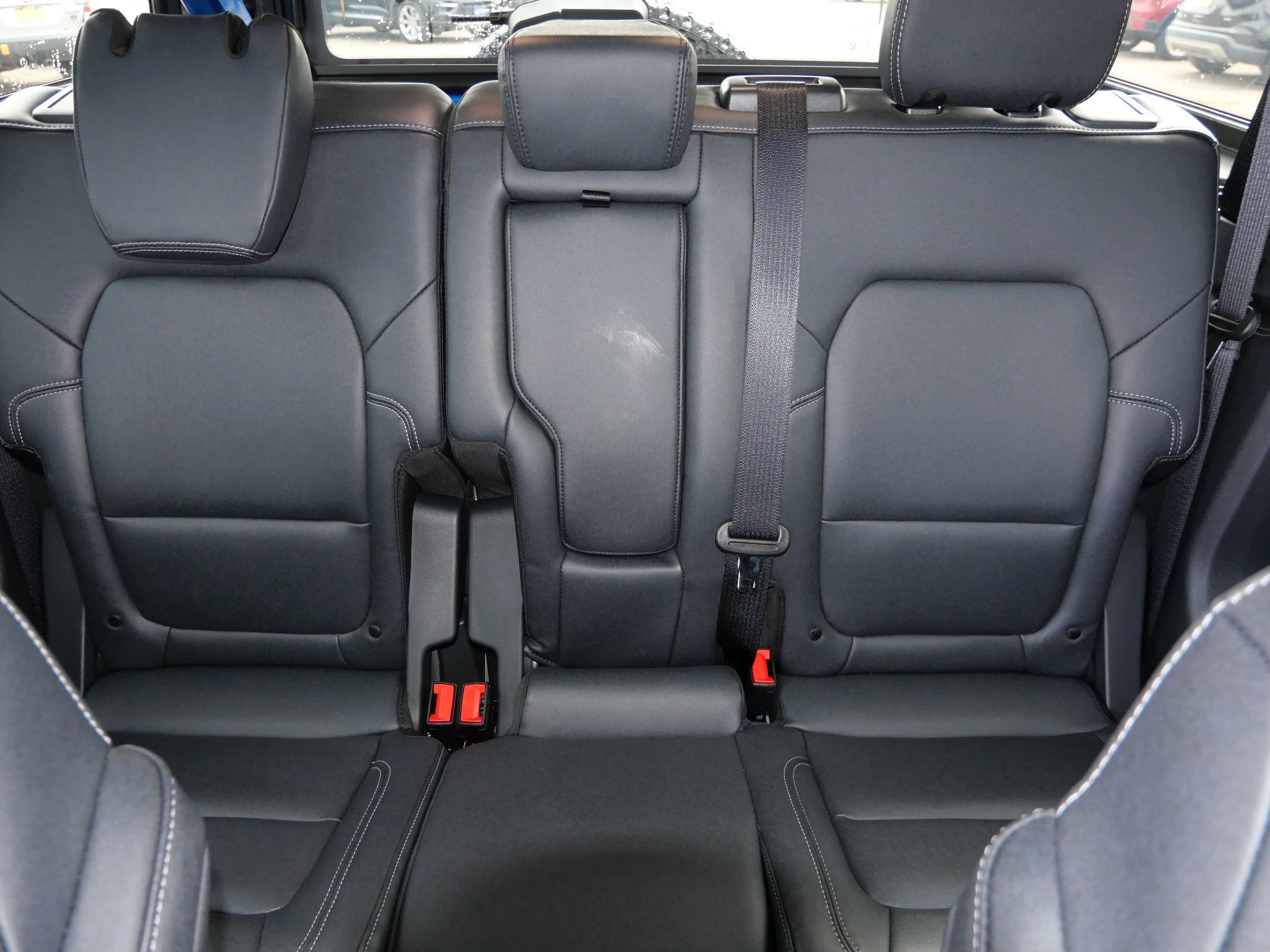 New 2026 Velocity Blue Metallic Ford Badlands image 13