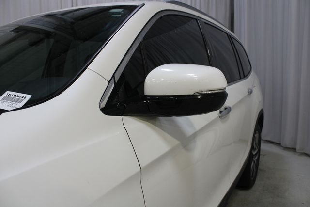 Used 2016 White Honda Elite image 37