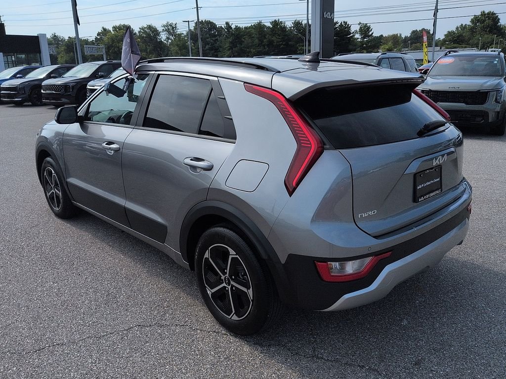 Certified Used 2025 Gray Kia EX image 5