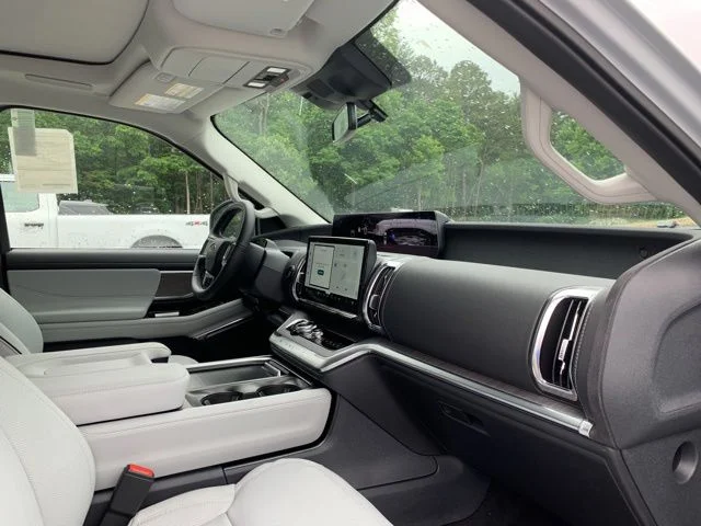 New 2026 Silver Ford MAX Platinum® image 18