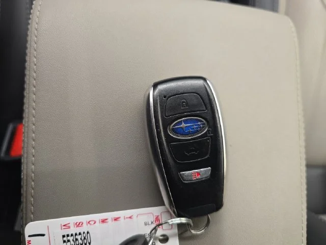 Used 2020 Crystal Black Silica Subaru Limited image 29