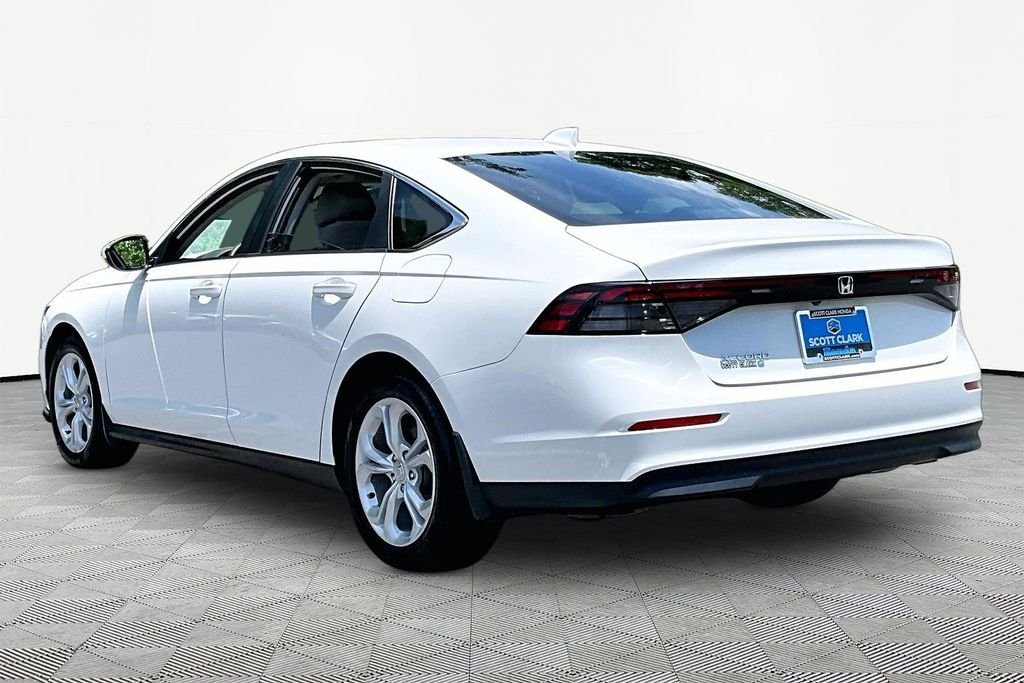 Used 2024 White Honda LX image 5