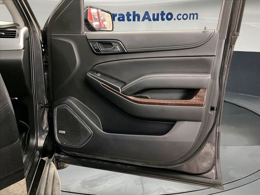 Used 2017 Silver GMC SLT image 28