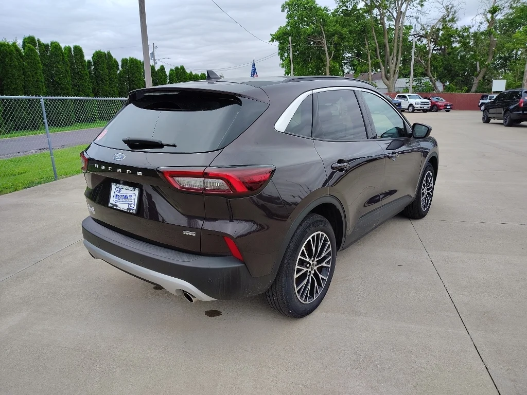 Used 2023 Cinnabar Red Metallic Ford PHEV image 5