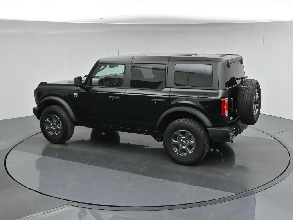 New 2026 Shadow Black Ford Big Bend image 40