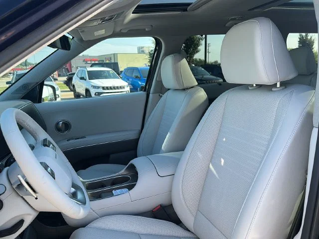 New 2027 Blue Hyundai Limited image 11