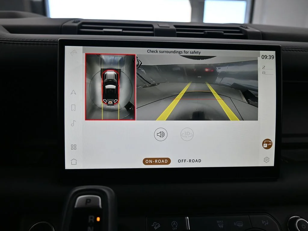 Used 2023 Black Land Rover X image 19