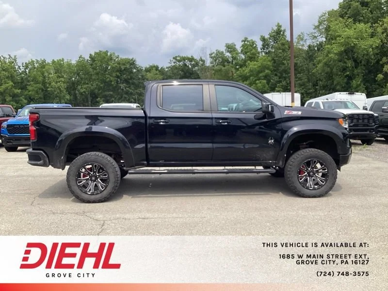 Used 2023 Black Chevrolet RST image 8