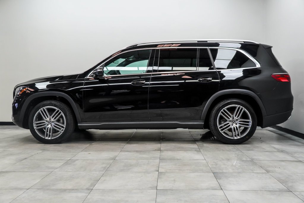 Used 2023 Black Mercedes-Benz GLB 250 image 9