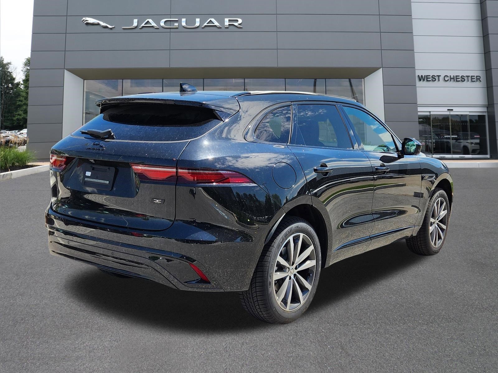 New 2026 Santorini Black Jaguar P250 R-Dynamic S image 4