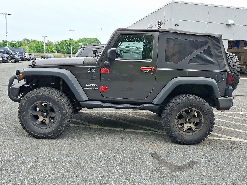 Used 2016 Gray Jeep Sport image 4
