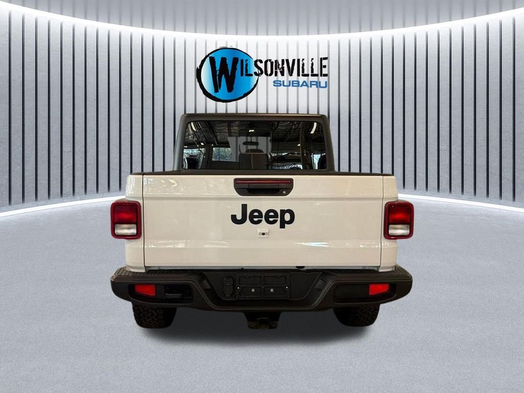 Used 2020 White Jeep Sport image 5