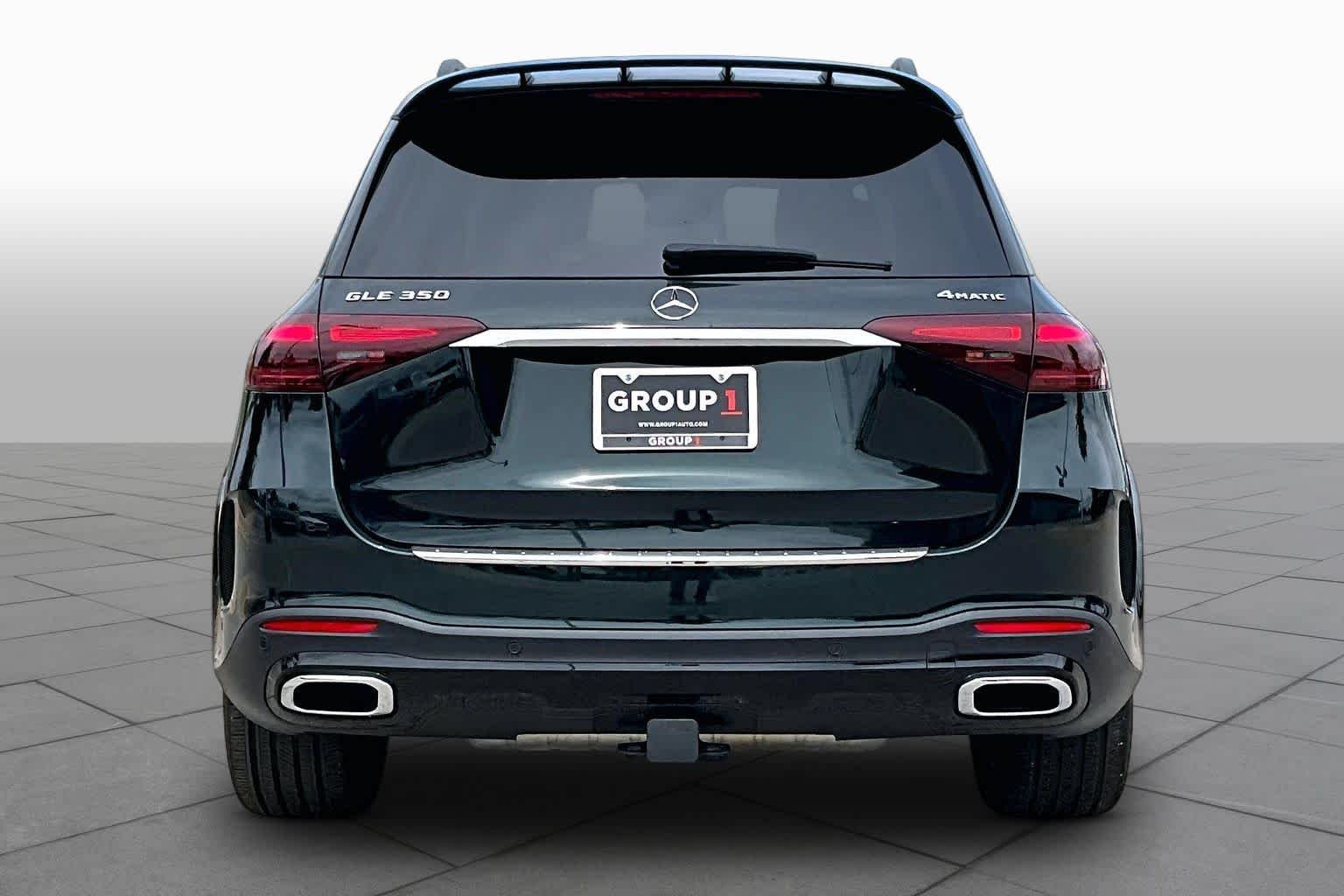 Certified Used 2025 Emerald Green Metallic Mercedes-Benz GLE 350 image 5