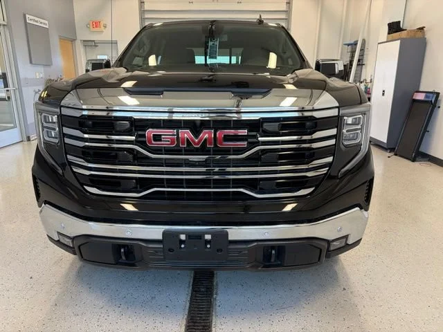 New 2026 Onyx Black GMC SLT image 12