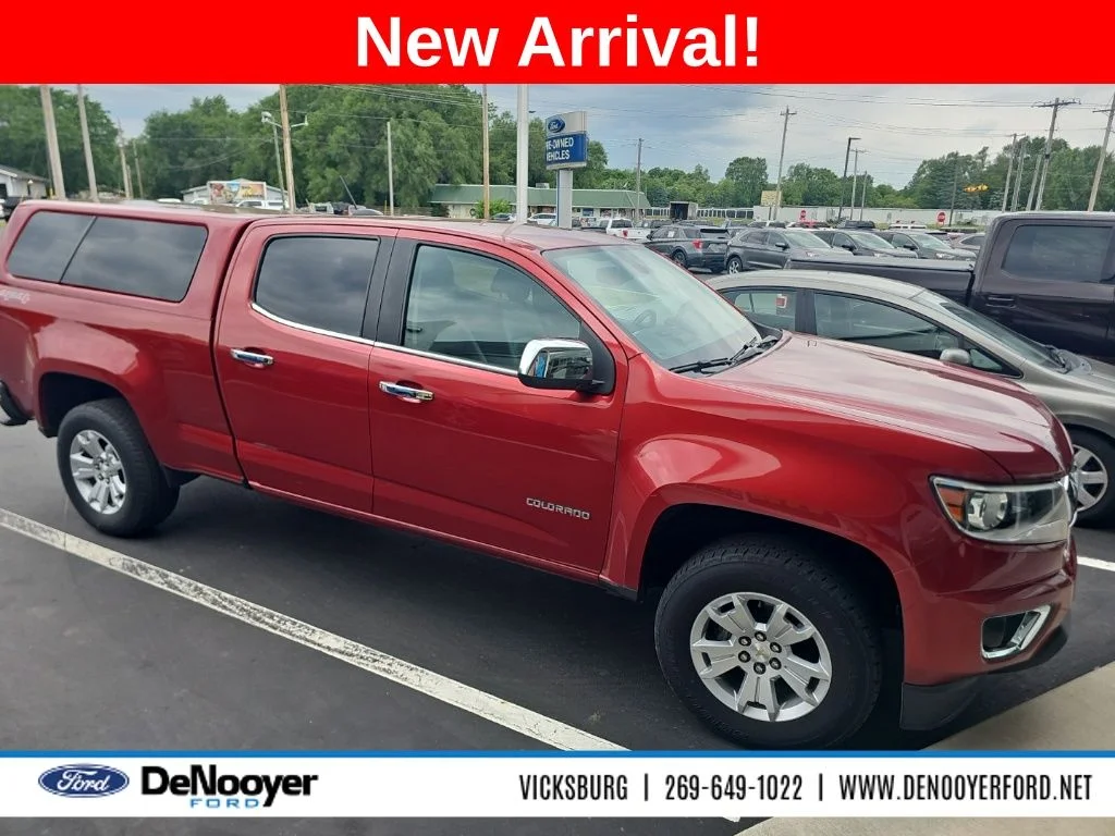 Used 2016 Red Chevrolet LT image 2