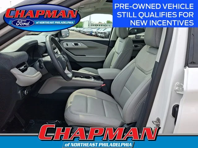 New 2026 Star White Metallic Tri-Coat Ford Active image 13