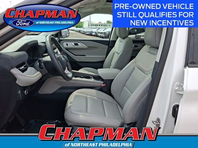 New 2026 Star White Metallic Tri-Coat Ford Active image 13