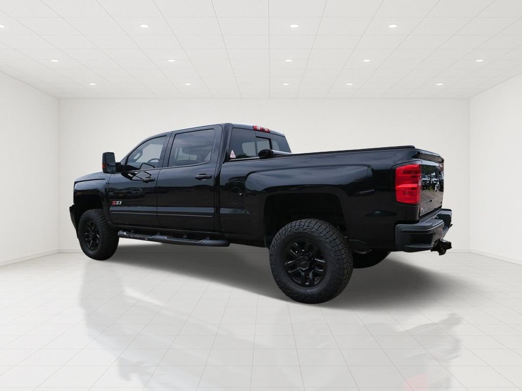 Used 2018 Black Chevrolet LTZ image 4