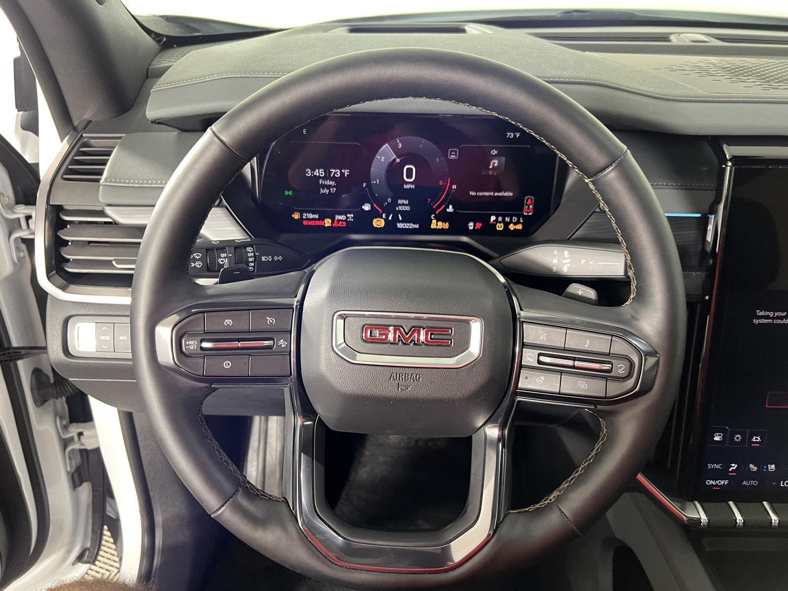 Used 2025 Summit White GMC AWD AT4 image 17