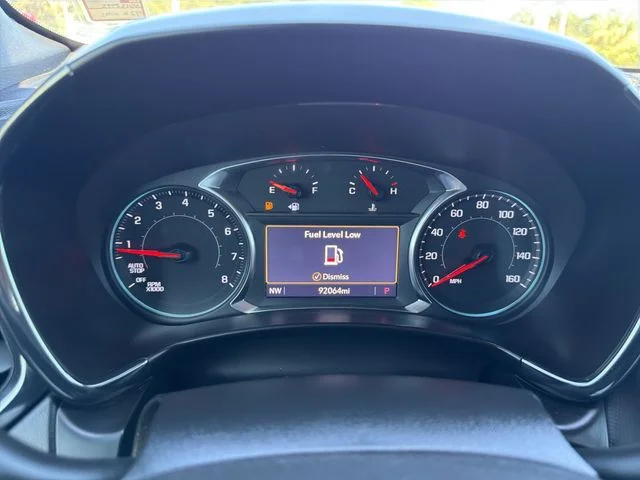 Used 2022 Red Chevrolet RS image 34