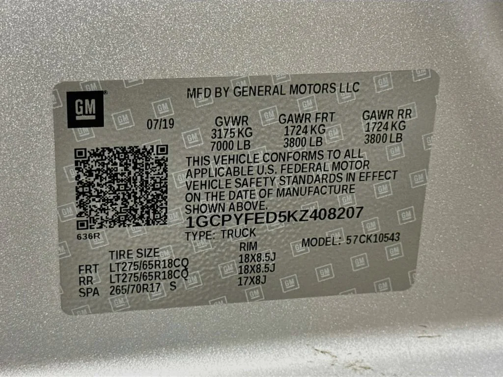 Used 2019 SILVER ICE METALLIC Chevrolet LT Trail Boss image 32