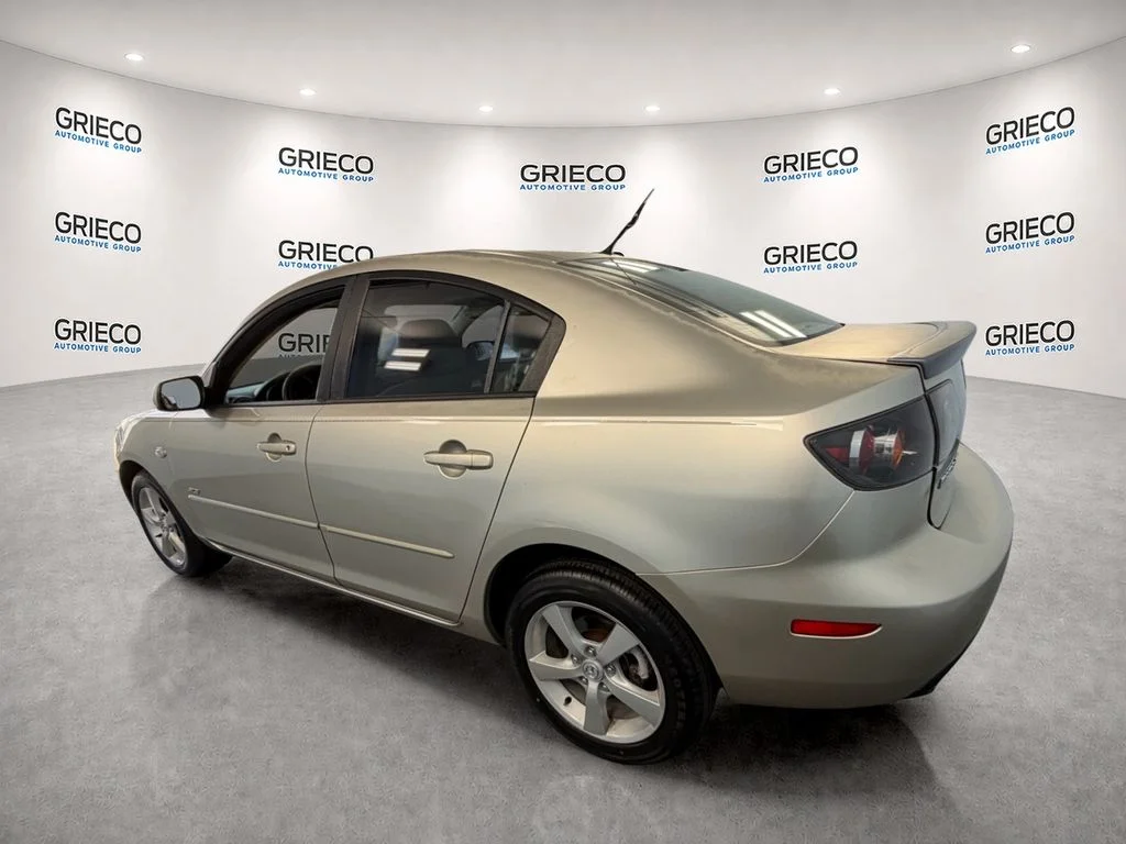 Used 2004 Beige Mazda i Base image 9
