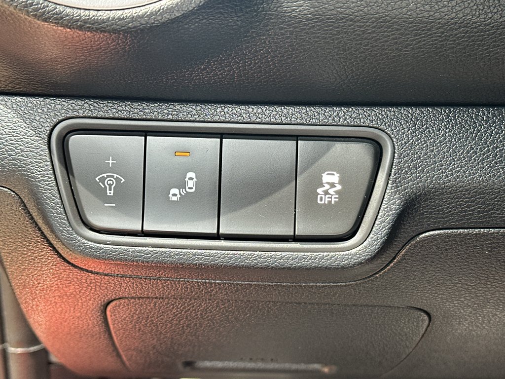 Used 2022 Fire Orange Kia GT-Line image 24