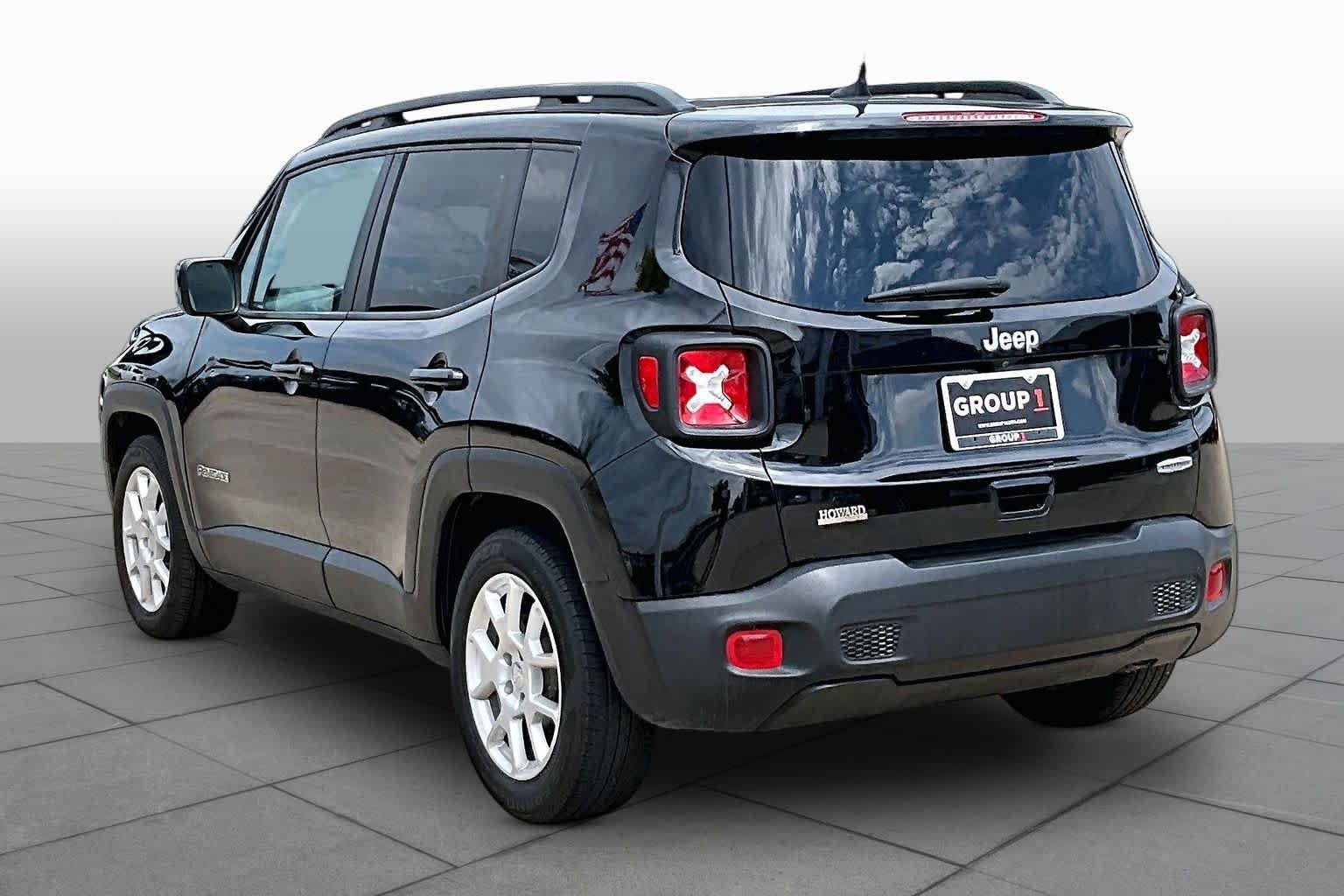 Pre-Owned 2020 Jeep Renegade Latitude