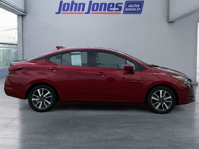 Used 2025 Scarlet Nissan 1.6 SV image 6