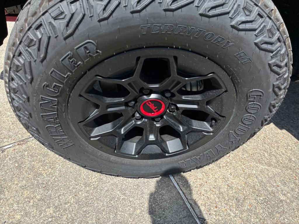 2026 Toyota Tacoma TRD Pro - Photo 32