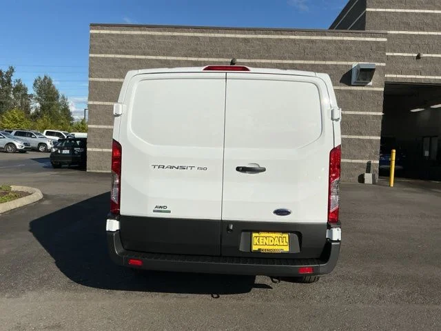 New 2025 Oxford White Ford Base image 5