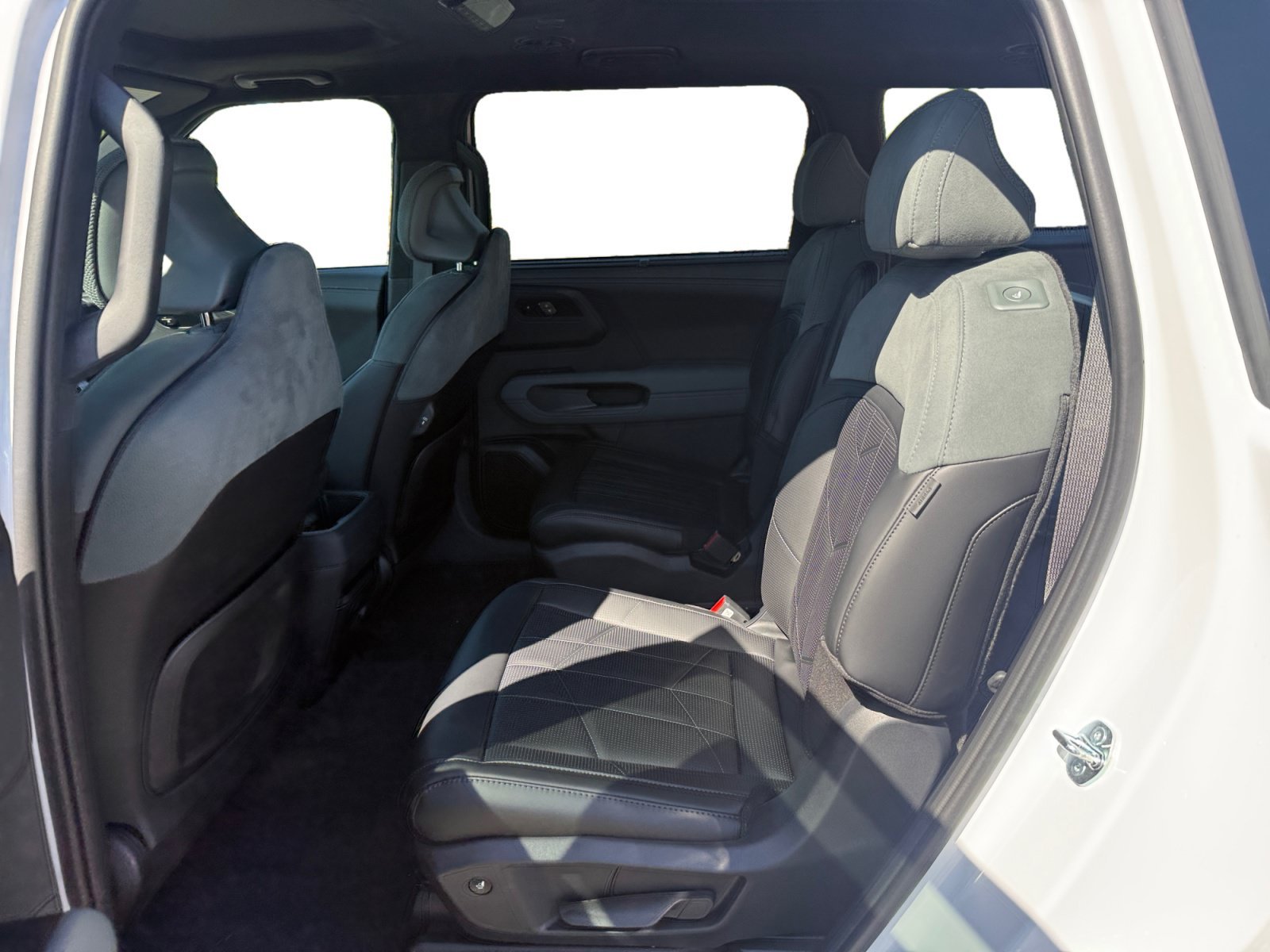 New 2027 Glacial White Pearl Kia X-Line SX-Prestige image 16