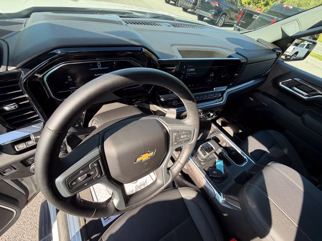 Used 2024 White Chevrolet LTZ image 12