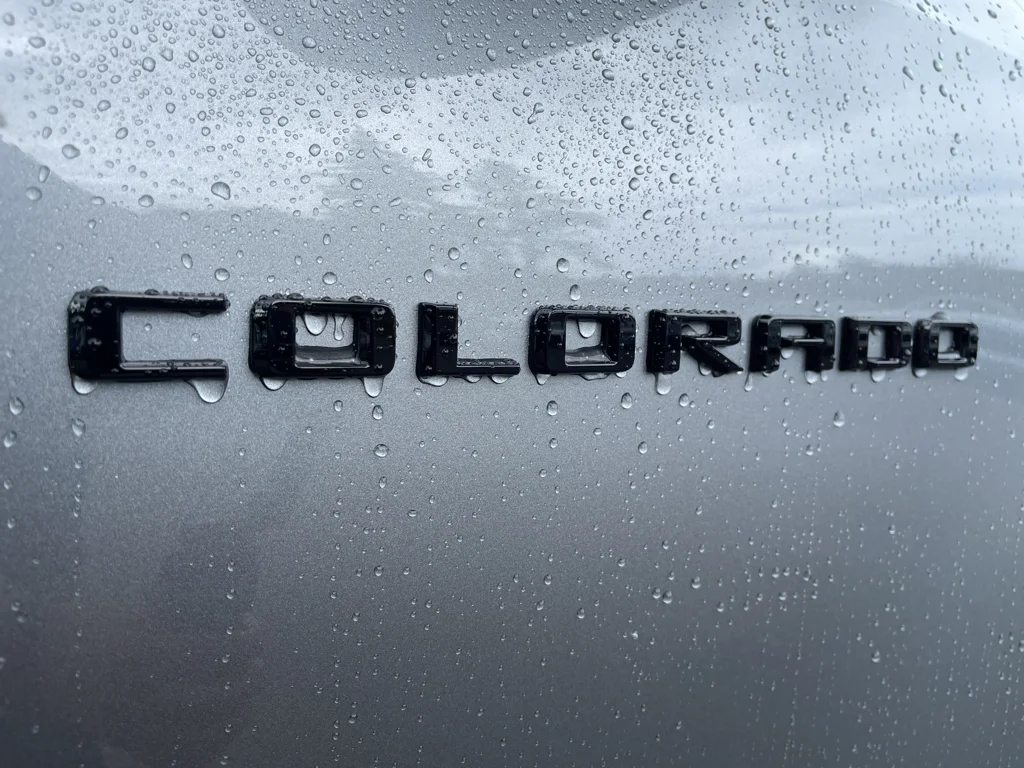 2025 Chevrolet Colorado Z71 - Photo 18