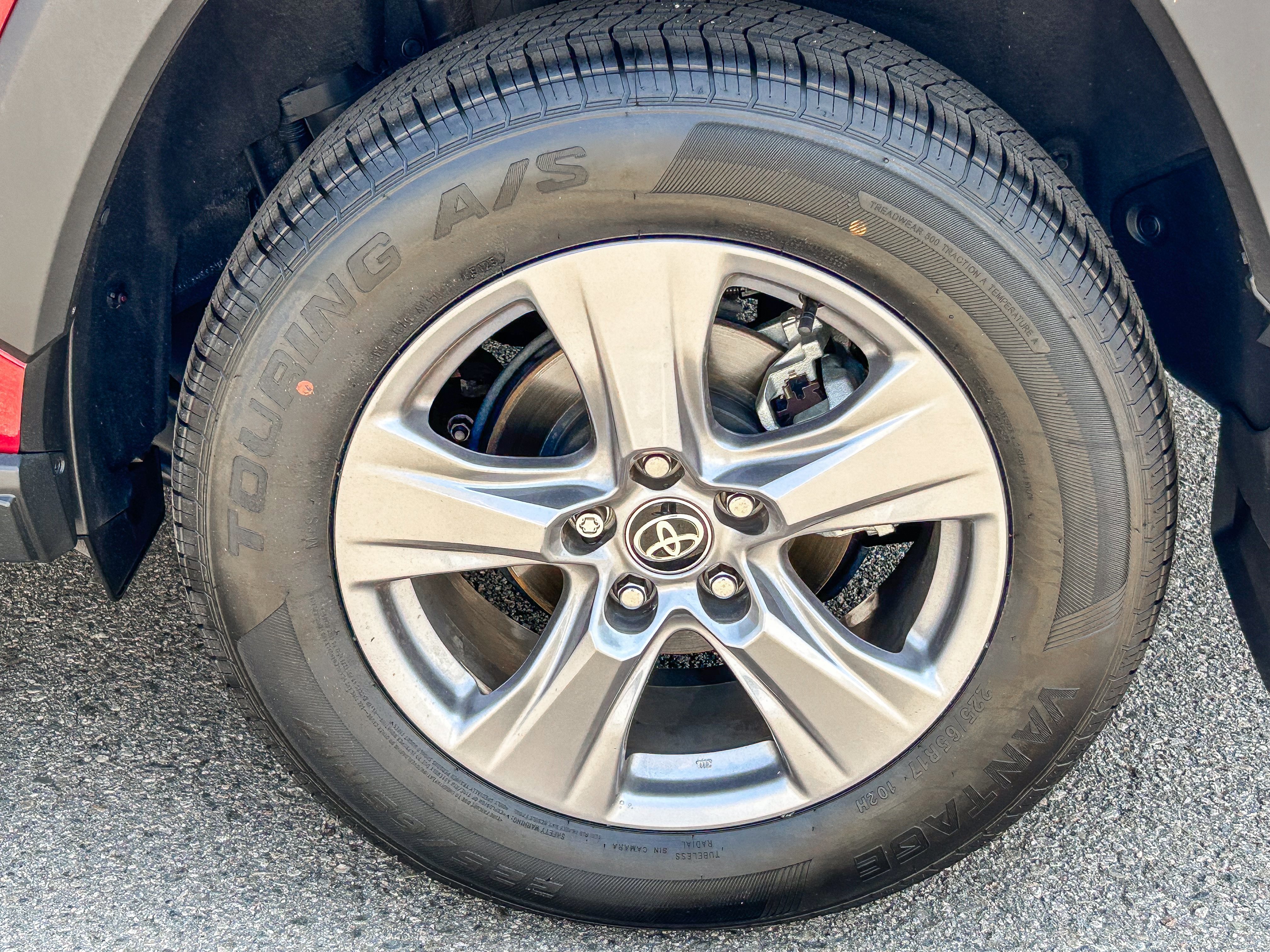 Used 2025 RUBY FLARE PEARL TOYOTA TRUCK XLE image 11
