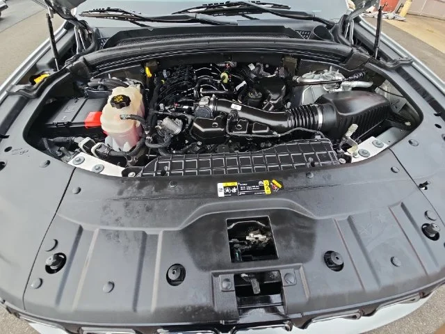 Used 2021 Silver Jeep Limited image 33