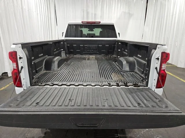 Used 2025 Summit White Chevrolet LT image 18